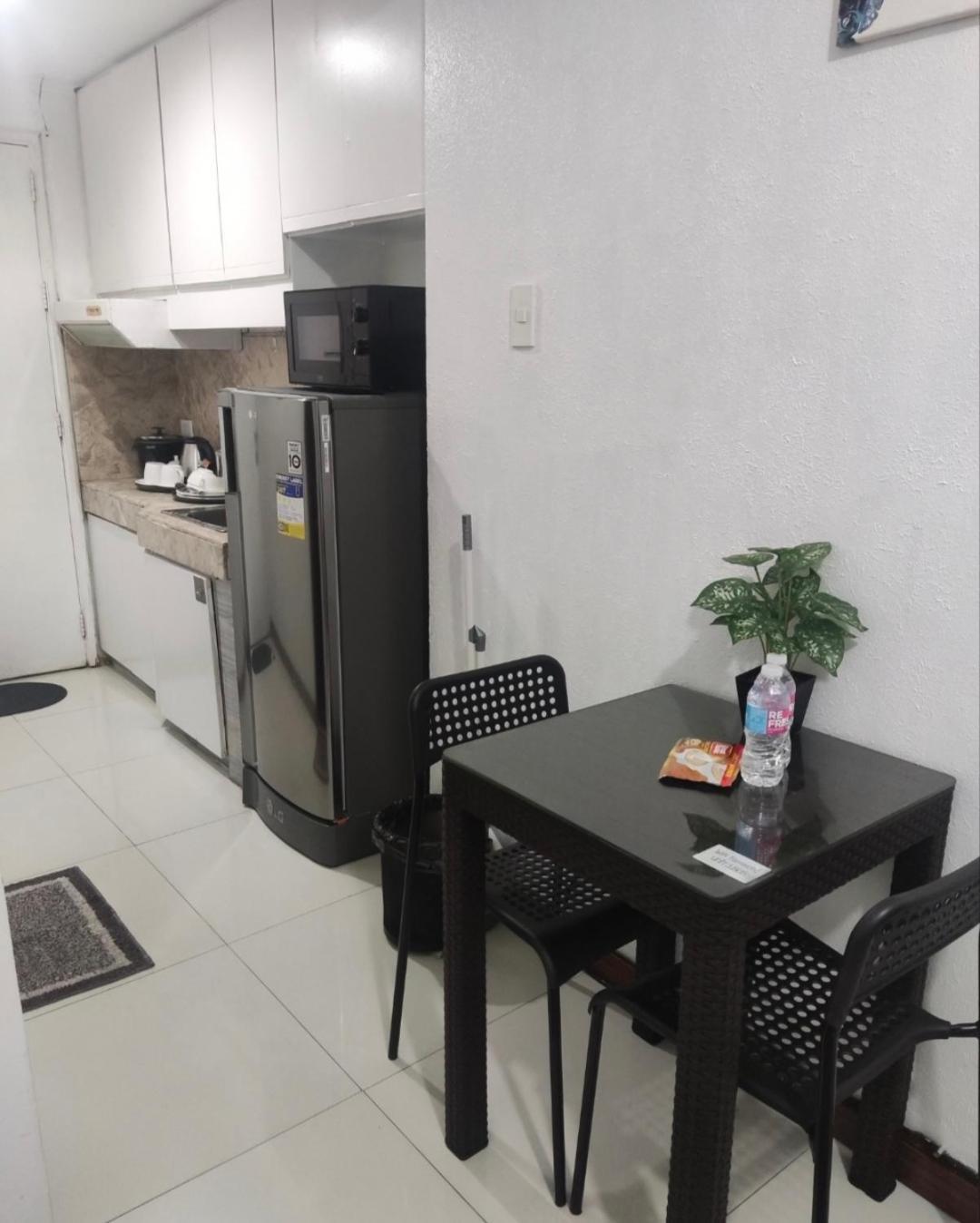 Citadel Inn Makati City Luaran gambar
